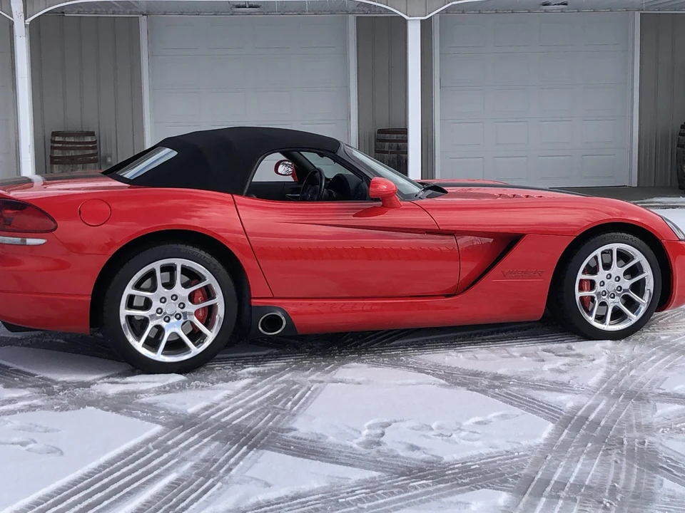 2005 Dodge Viper 3rd Gen - Image 15 of 31