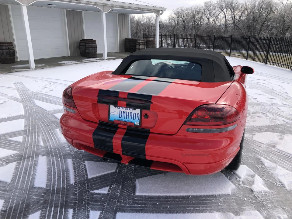 2005 Dodge Viper 3rd Gen - Image 13 of 31