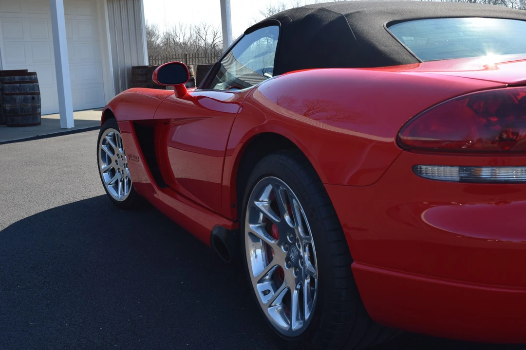 2005 Dodge Viper 3rd Gen - Image 25 of 31