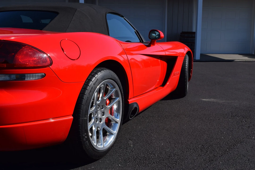 2005 Dodge Viper 3rd Gen - Image 26 of 31