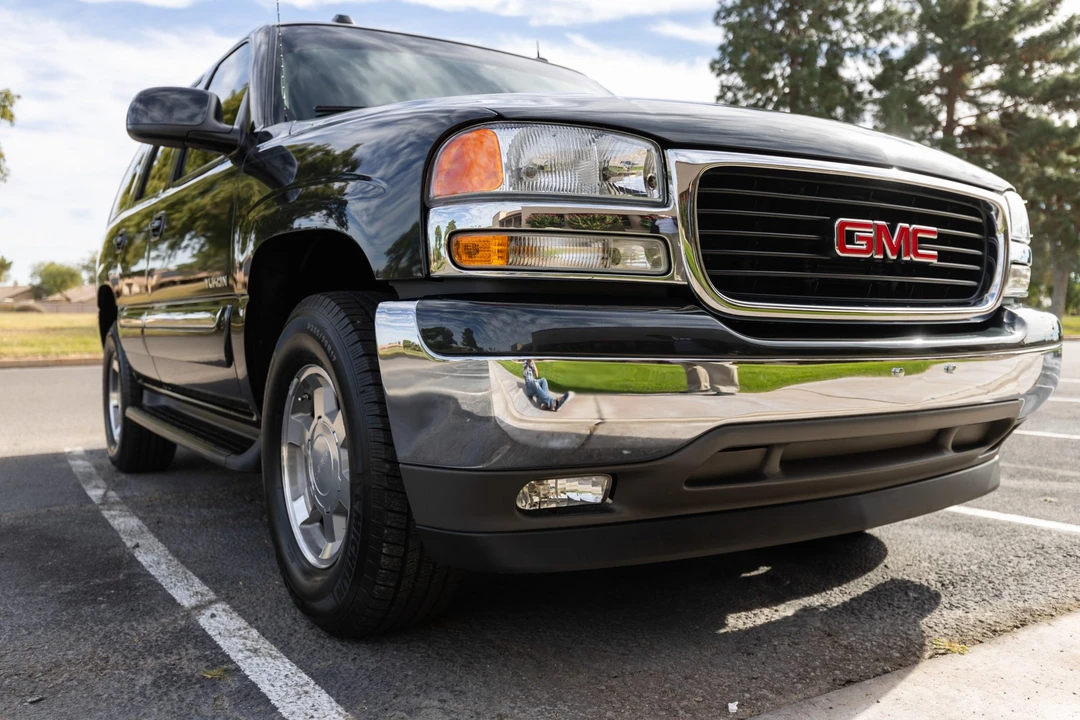 2005 GMC Yukon 2nd Gen - Image 11 of 31