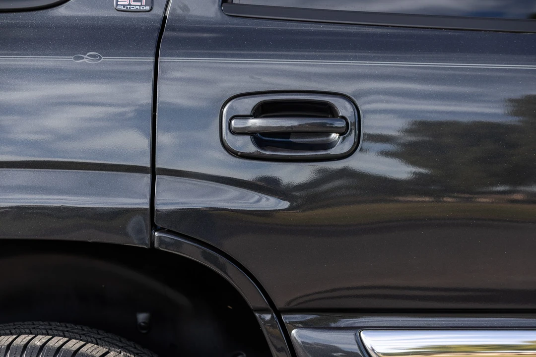 2005 GMC Yukon 2nd Gen - Image 30 of 31