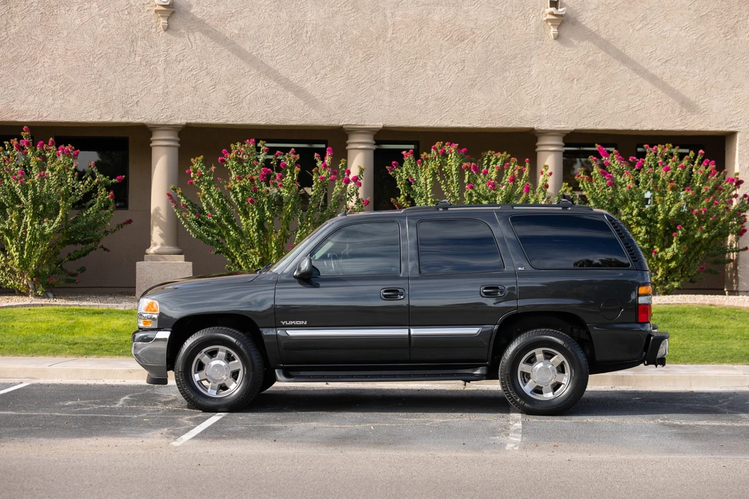 2005 GMC Yukon 2nd Gen - Image 4 of 31