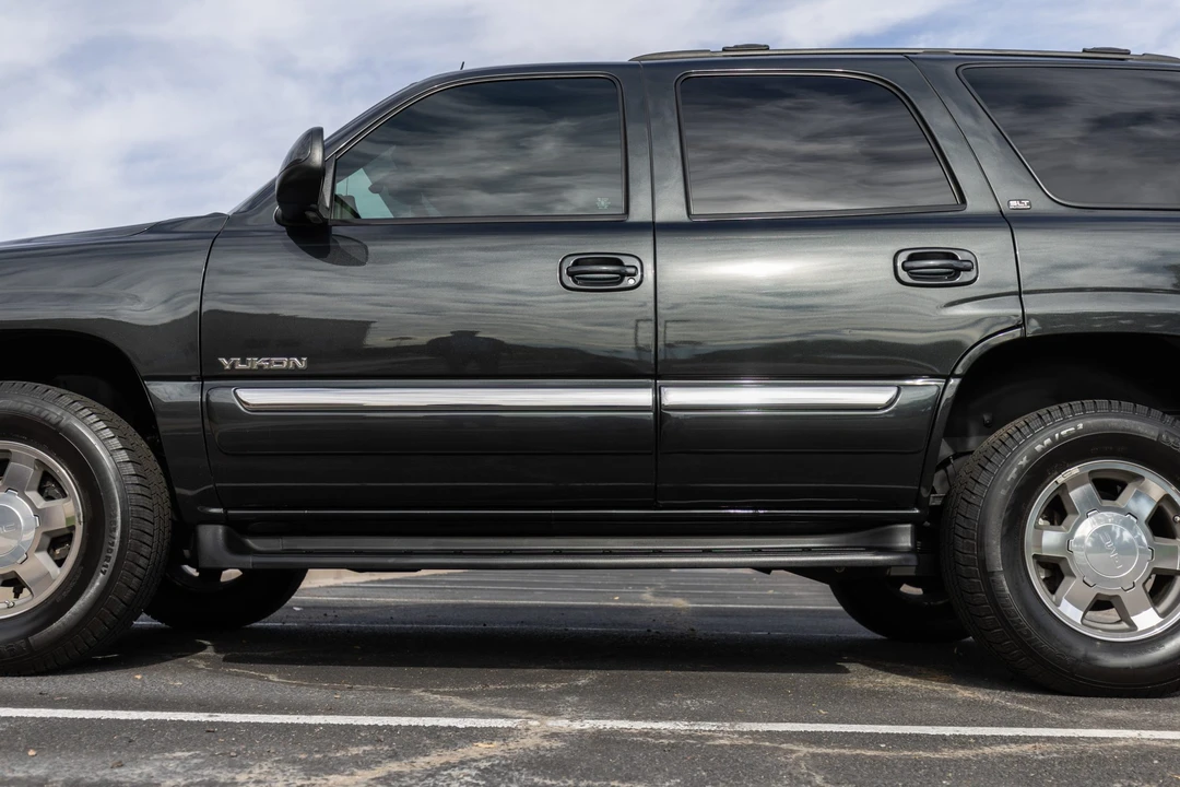 2005 GMC Yukon 2nd Gen - Image 24 of 31