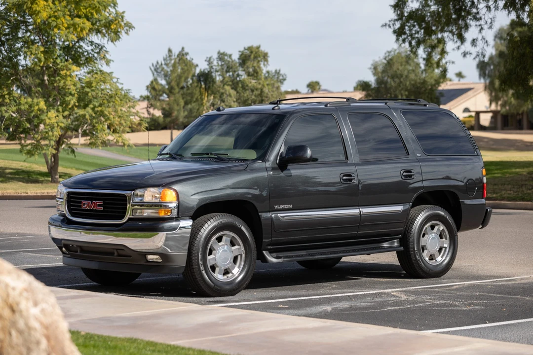 2005 GMC Yukon 2nd Gen - Image 3 of 31