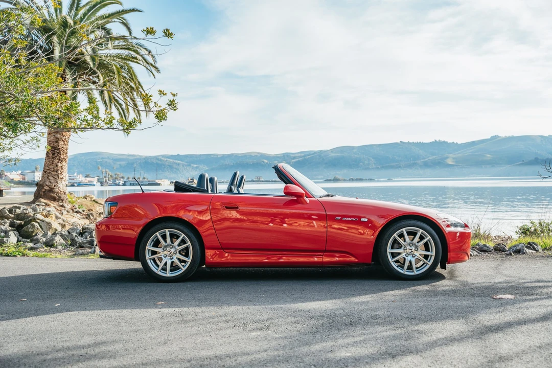 2005 Honda AP2 S2000 - Image 15 of 31