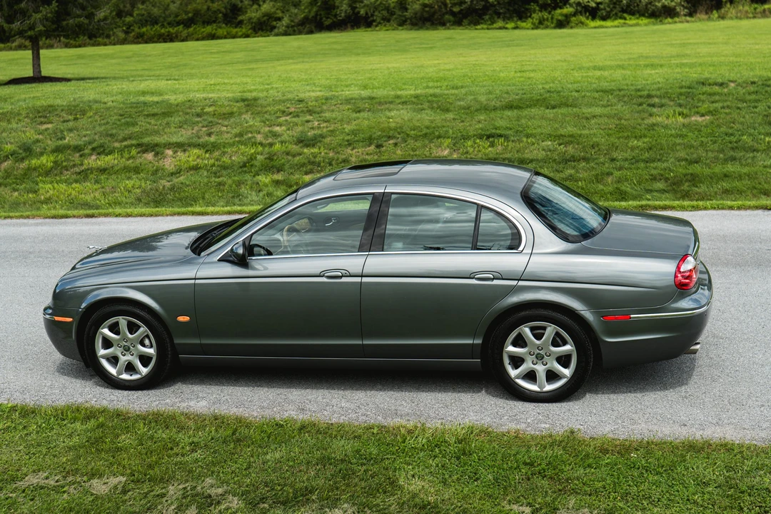 2005 Jaguar S-Type 2nd Gen - Image 15 of 31