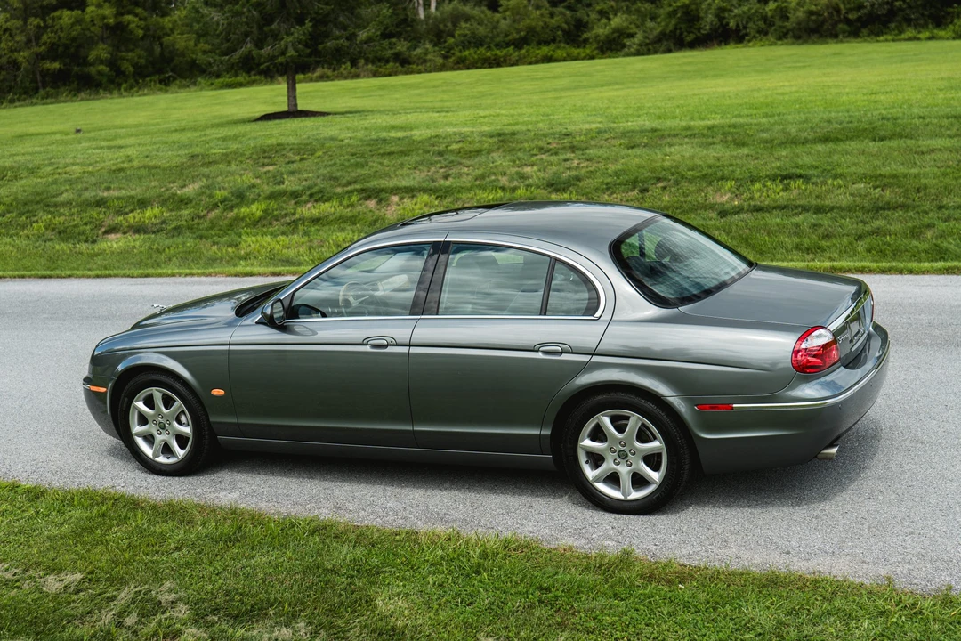 2005 Jaguar S-Type 2nd Gen - Image 16 of 31