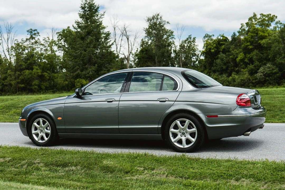 2005 Jaguar S-Type 2nd Gen - Image 17 of 31
