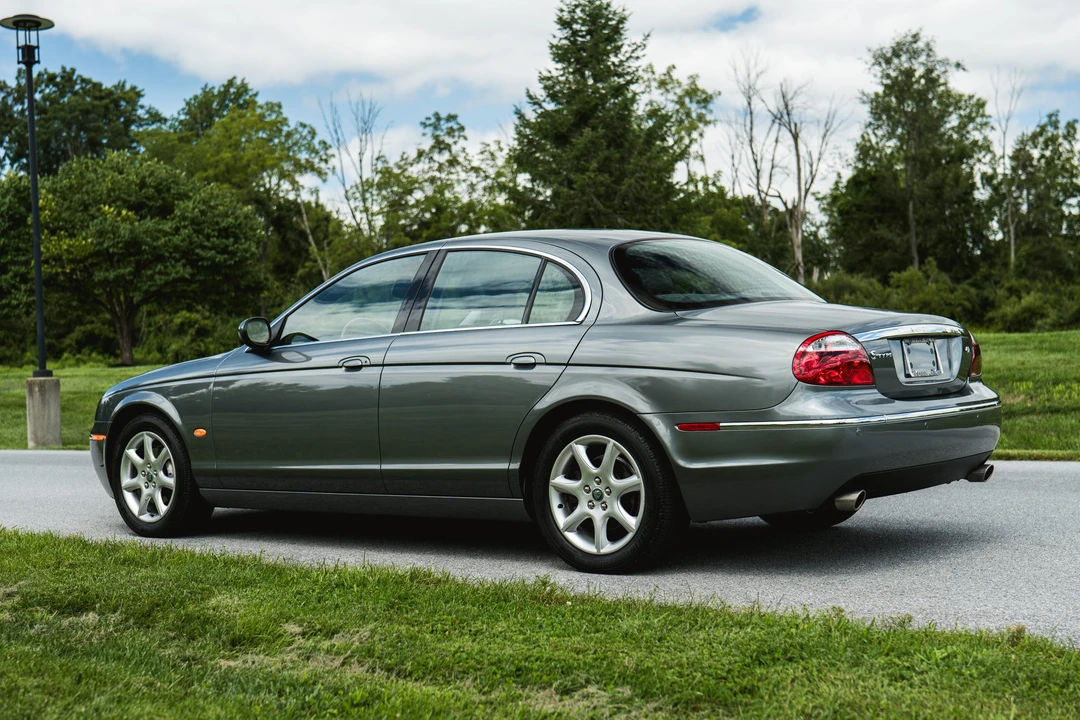 2005 Jaguar S-Type 2nd Gen - Image 19 of 31