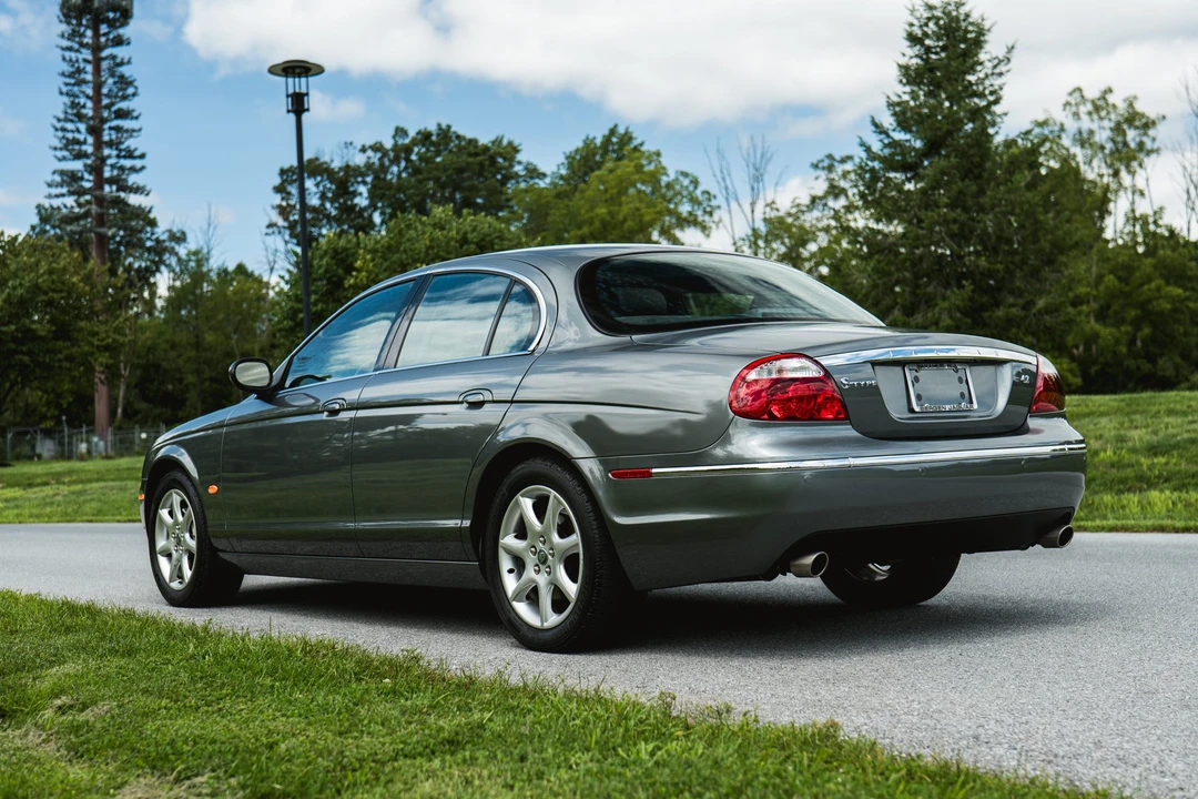 2005 Jaguar S-Type 2nd Gen - Image 21 of 31