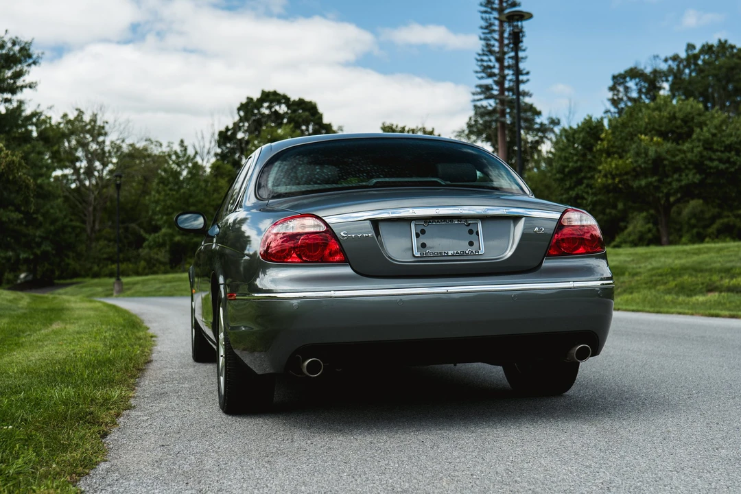 2005 Jaguar S-Type 2nd Gen - Image 25 of 31