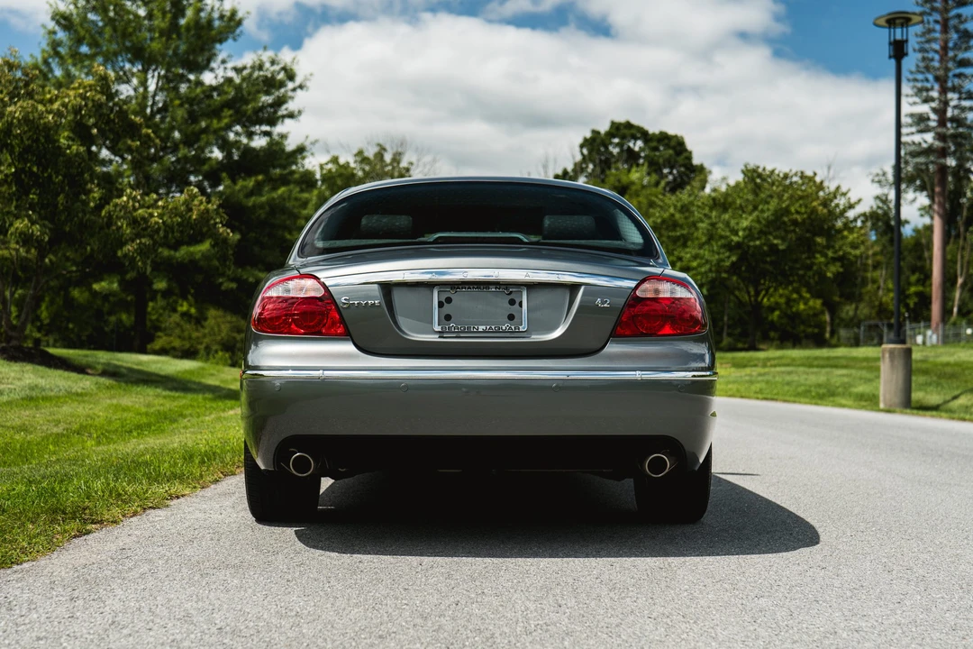 2005 Jaguar S-Type 2nd Gen - Image 27 of 31