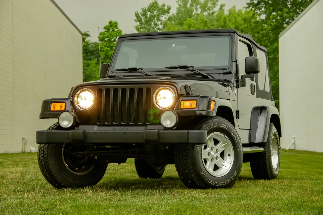 2005 Jeep TJ Wrangler - Image 9 of 31