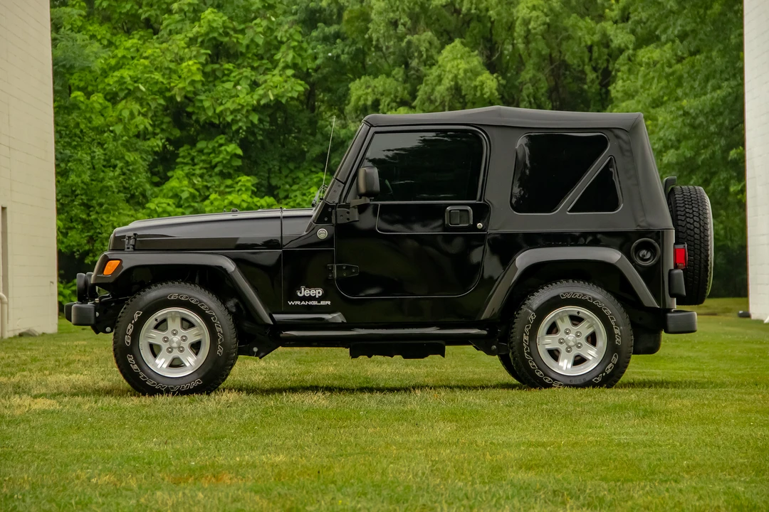 2005 Jeep TJ Wrangler - Image 14 of 31