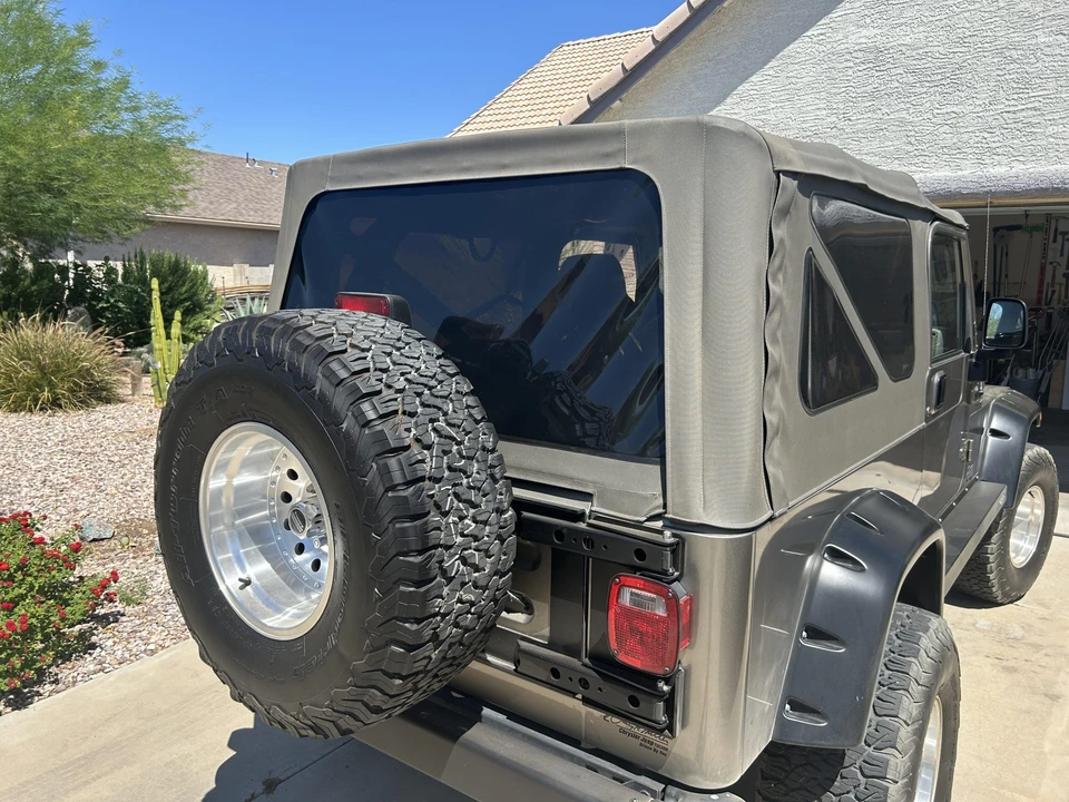 2005 Jeep TJ Wrangler - Image 18 of 31