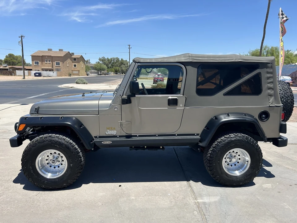 2005 Jeep TJ Wrangler - Image 3 of 31