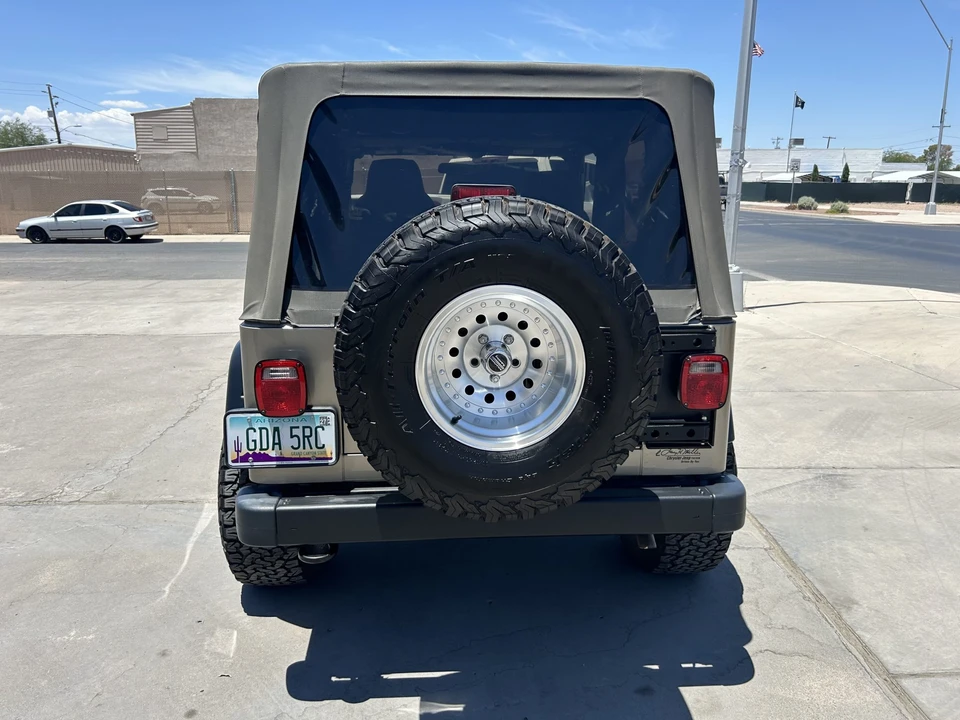 2005 Jeep TJ Wrangler - Image 6 of 31