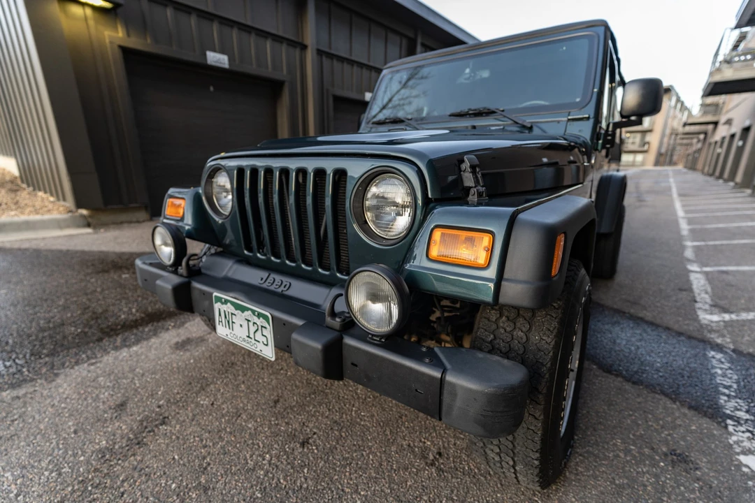 2005 Jeep TJ Wrangler - Image 2 of 31
