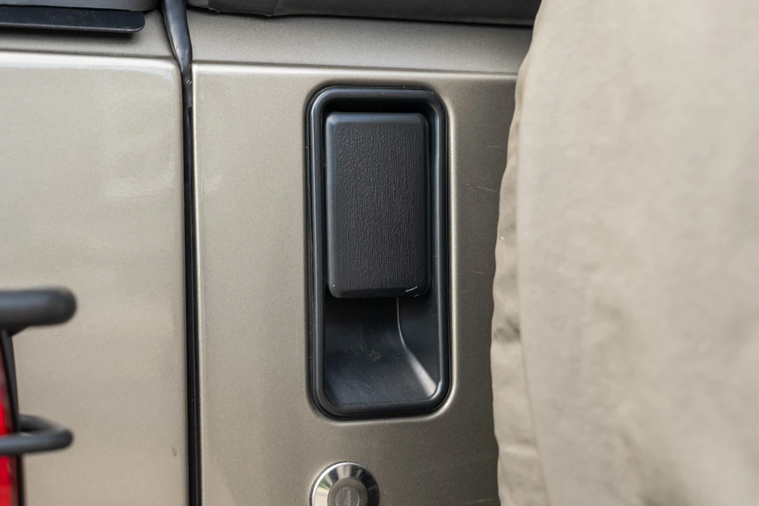 2005 Jeep TJ Wrangler - Image 26 of 31