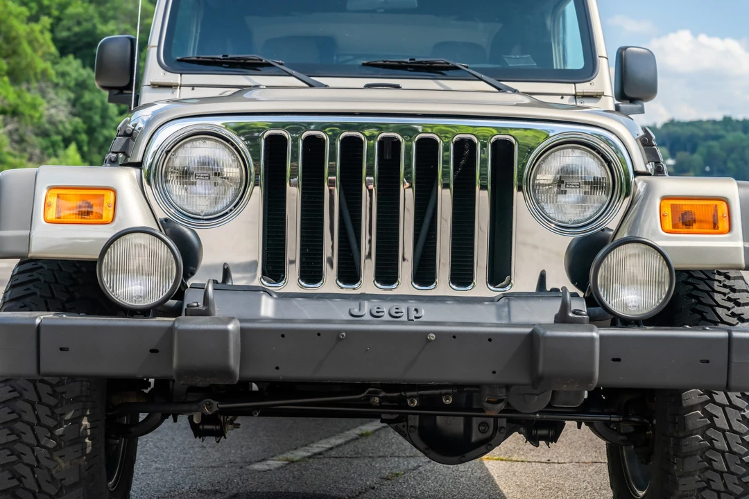2005 Jeep TJ Wrangler - Image 12 of 31