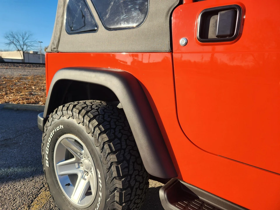 2005 Jeep TJ Wrangler - Image 18 of 31