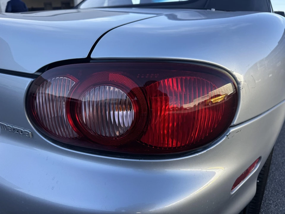 2005 Mazda NB MX-5 Miata - Image 31 of 31