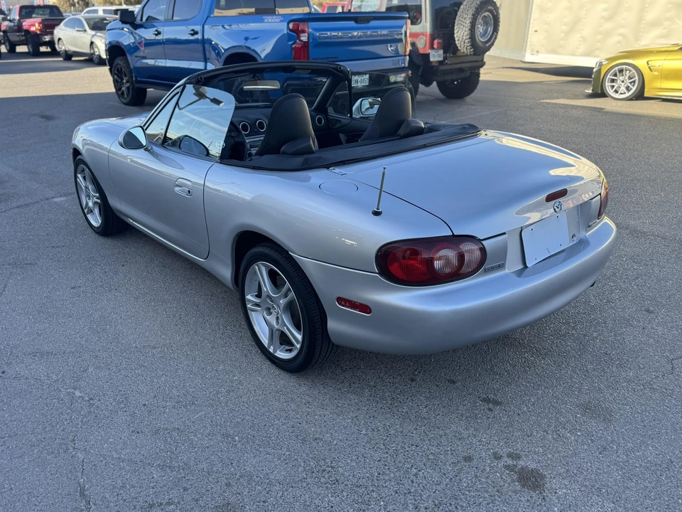 2005 Mazda NB MX-5 Miata - Image 8 of 31