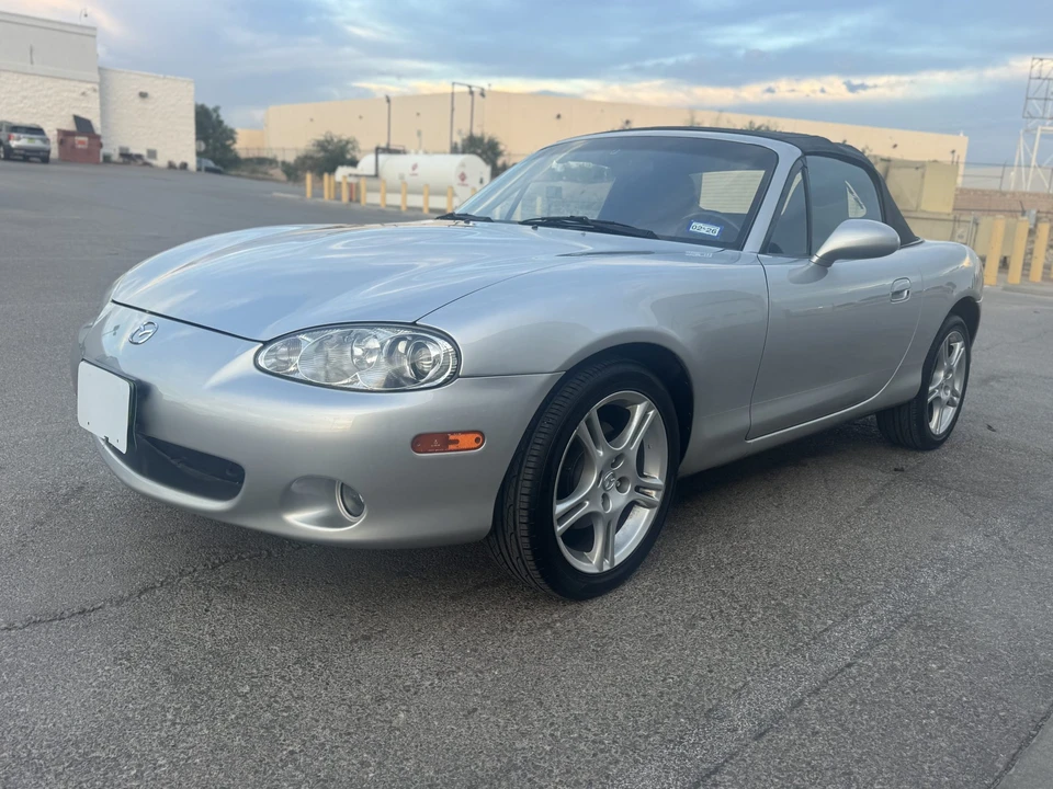 2005 Mazda NB MX-5 Miata - Image 14 of 31