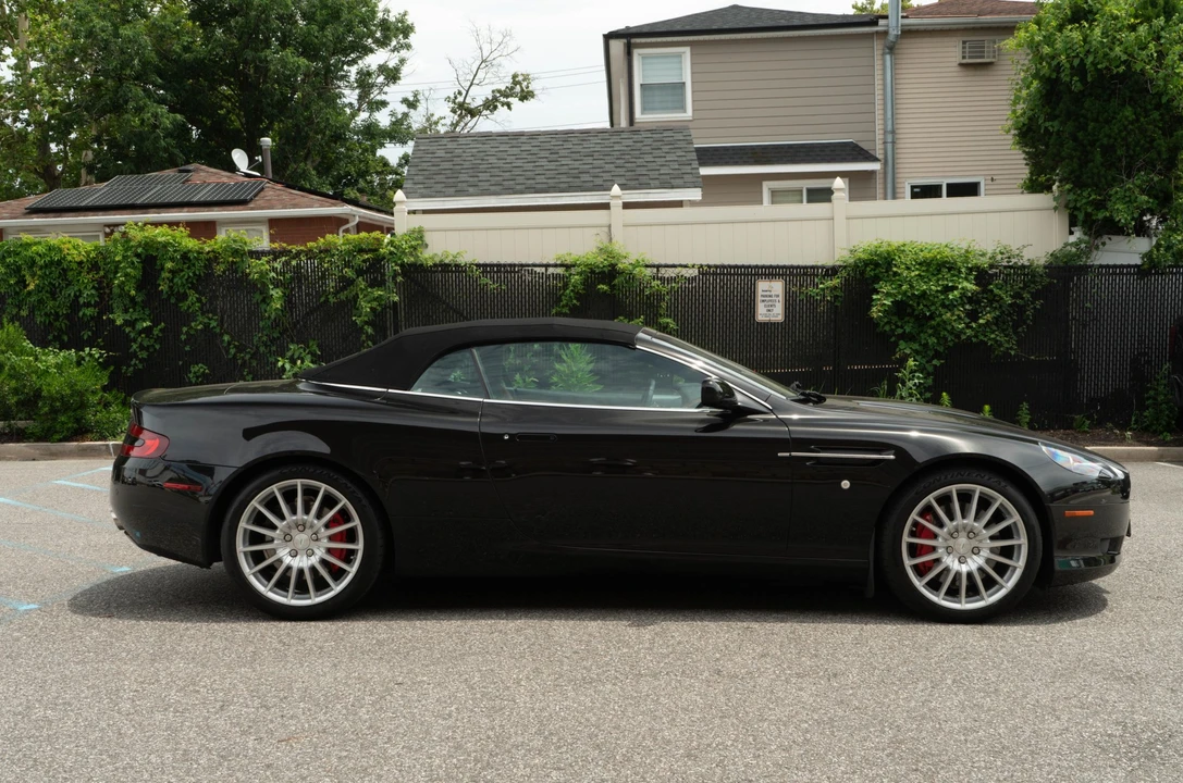 2006 Aston Martin DB9 - Image 8 of 31