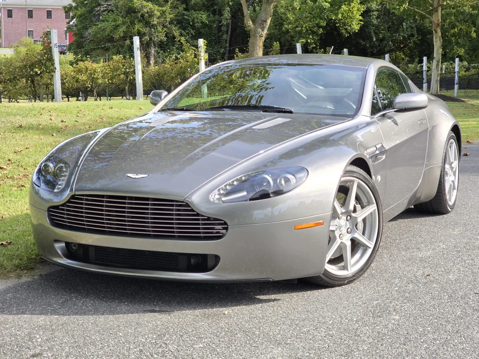 2006 Aston Martin V8 Vantage (2006-2017) - Image 8 of 31