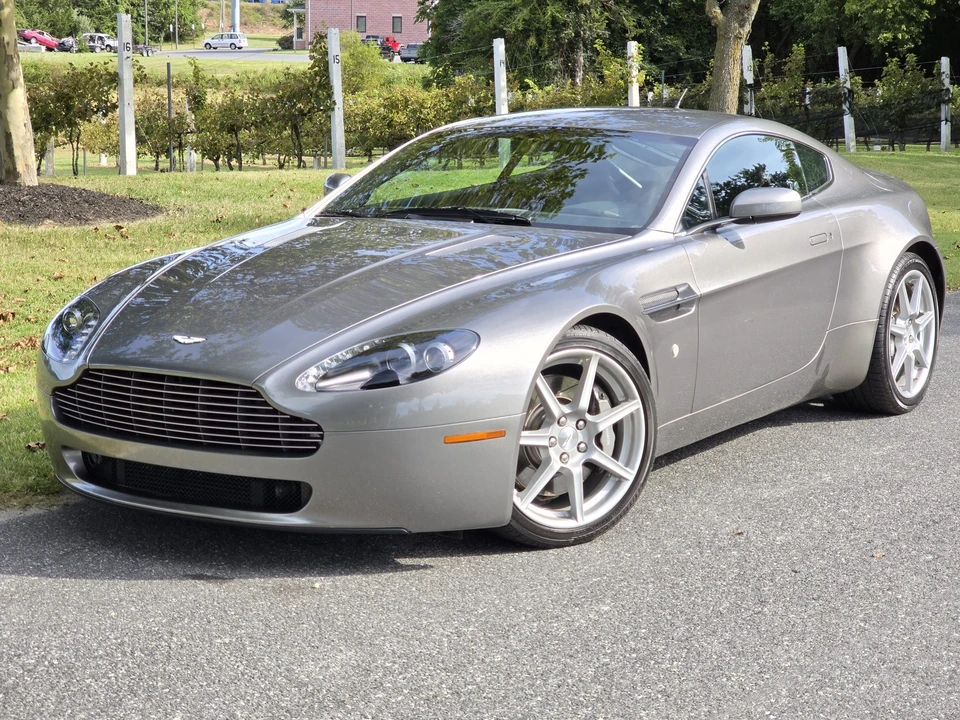 2006 Aston Martin V8 Vantage (2006-2017) - Image 5 of 31