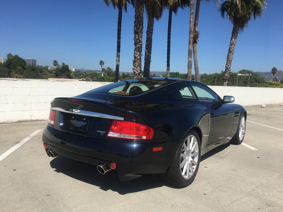 2006 Aston Martin Vanquish 1st Gen - Image 30 of 31