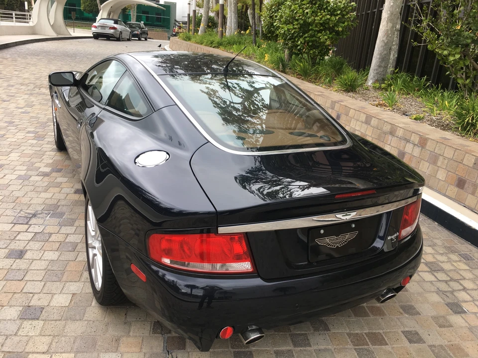 2006 Aston Martin Vanquish 1st Gen - Image 12 of 31
