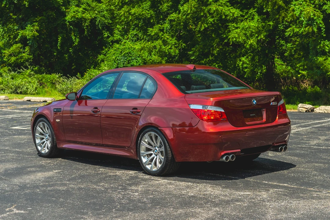 2006 BMW E60 M5 - Image 16 of 31