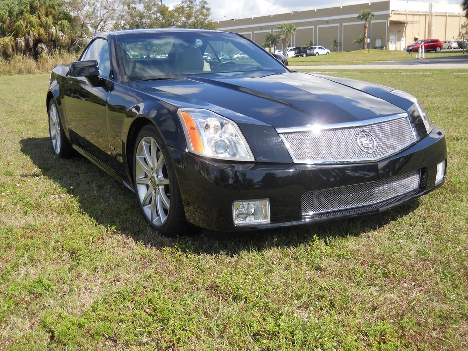 2006 Cadillac XLR-V - Image 7 of 31