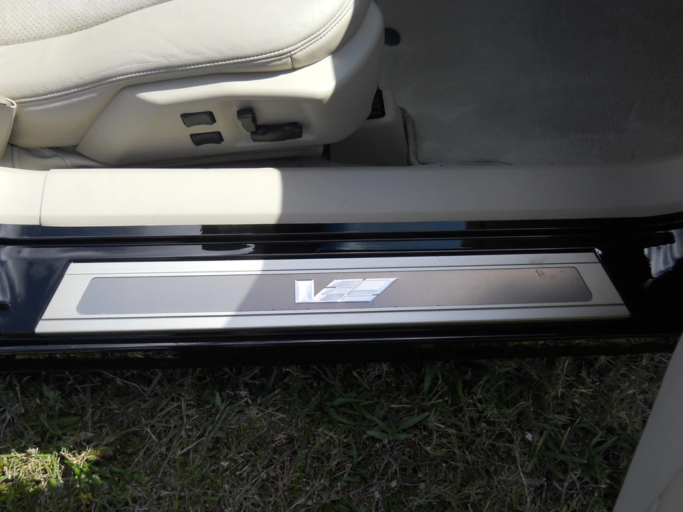 2006 Cadillac XLR-V - Image 20 of 31