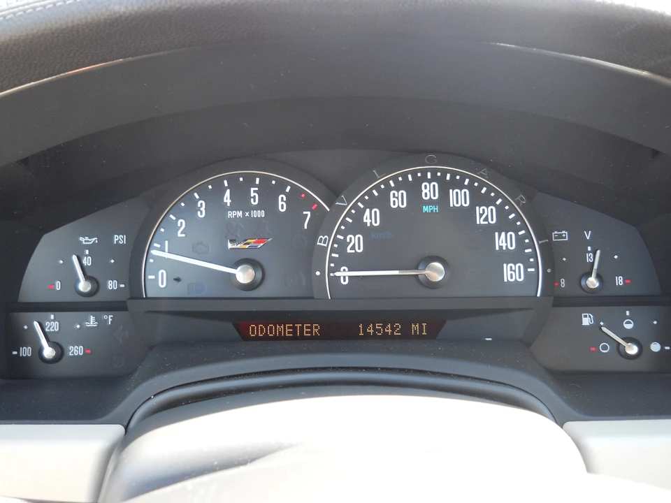 2006 Cadillac XLR-V - Image 15 of 31