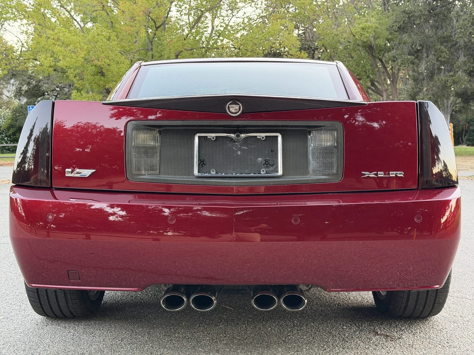 2006 Cadillac XLR-V - Image 11 of 31