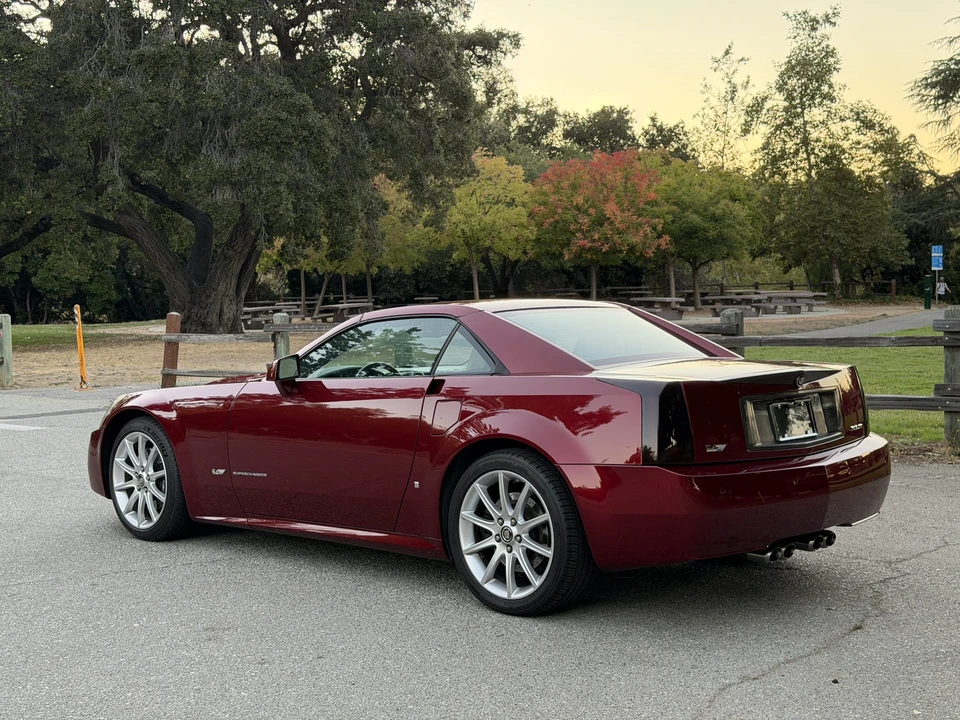 2006 Cadillac XLR-V - Image 5 of 31