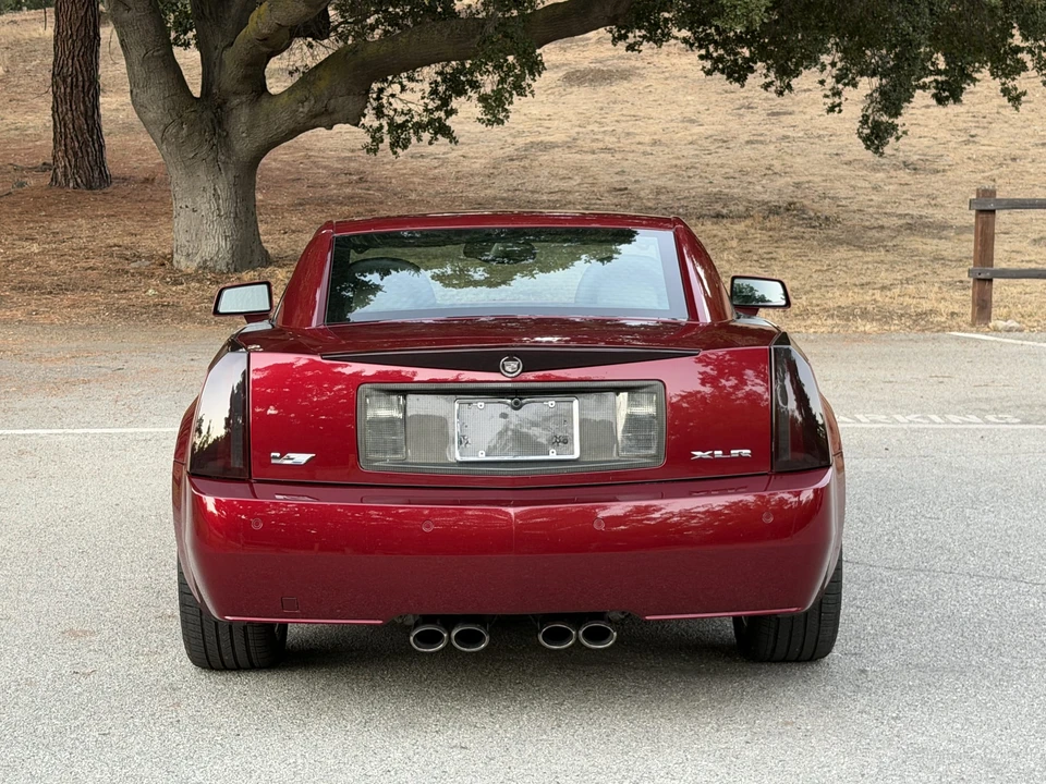 2006 Cadillac XLR-V - Image 7 of 31