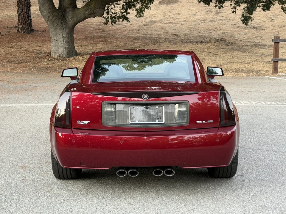 2006 Cadillac XLR-V - Image 6 of 31