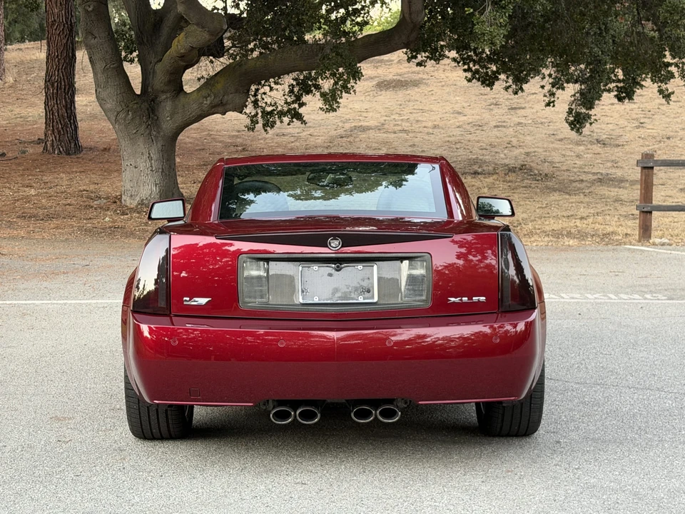 2006 Cadillac XLR-V - Image 8 of 31