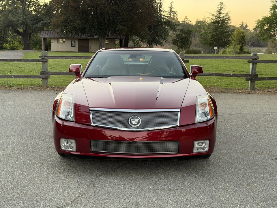 2006 Cadillac XLR-V - Image 19 of 31