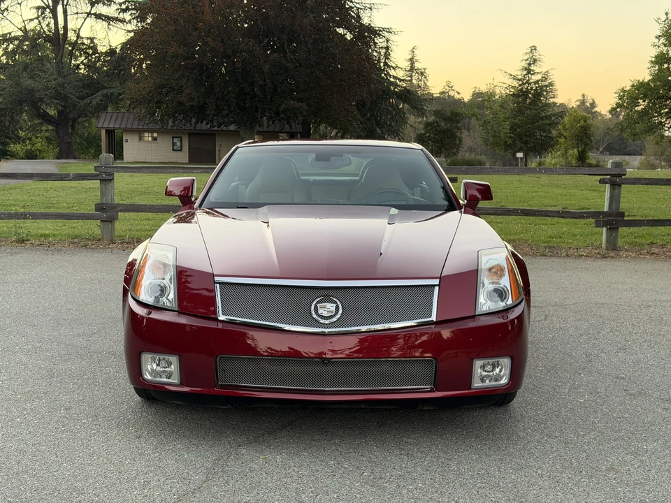 2006 Cadillac XLR-V - Image 21 of 31