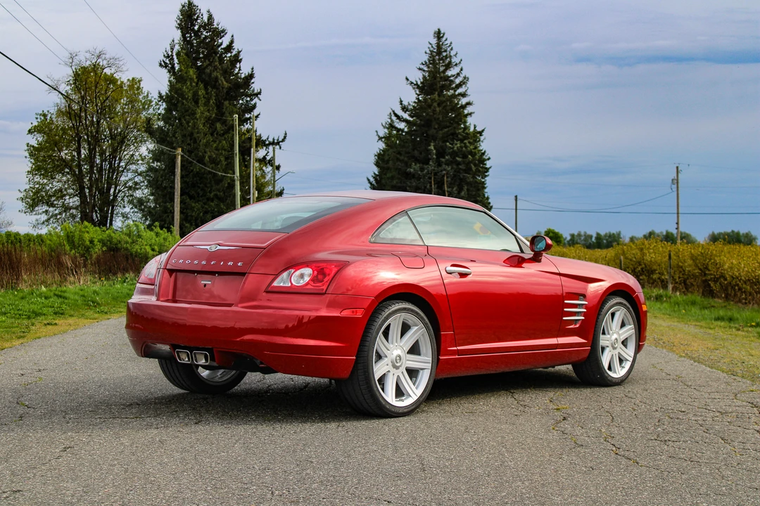 2006 Chrysler Crossfire - Image 27 of 31