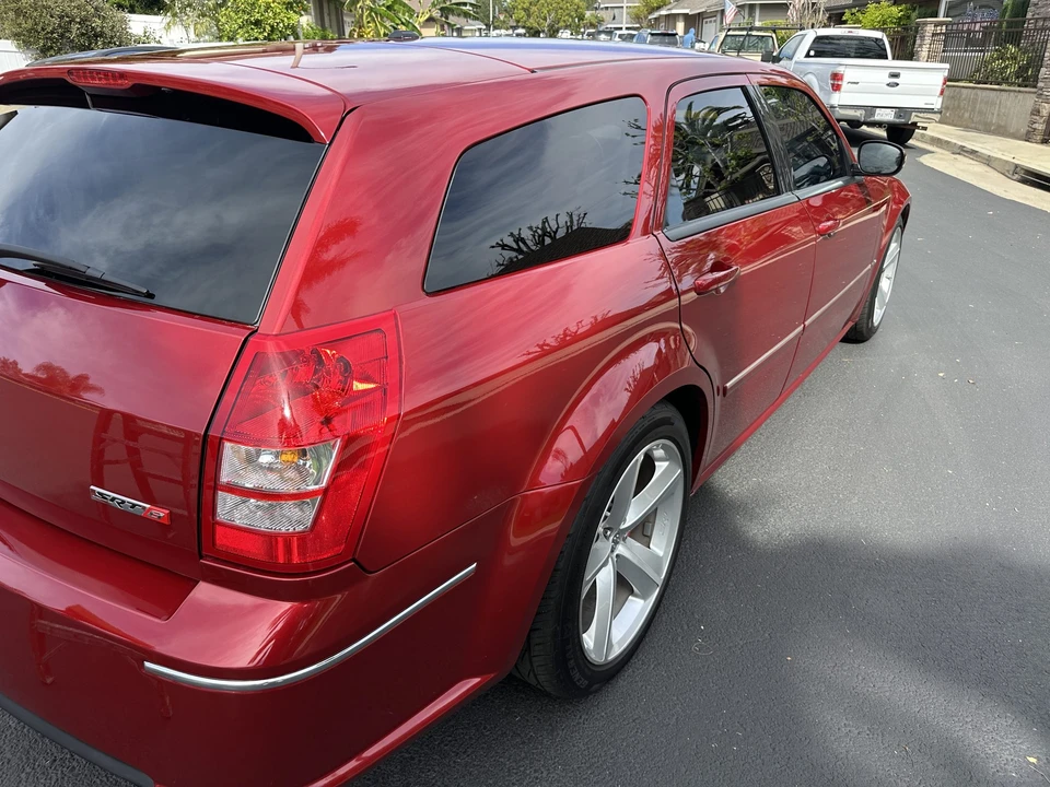 2006 Dodge Magnum SRT8 2nd Gen - Image 9 of 31