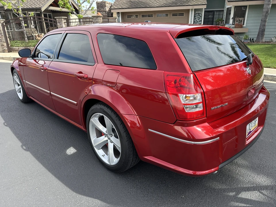 2006 Dodge Magnum SRT8 2nd Gen - Image 13 of 31