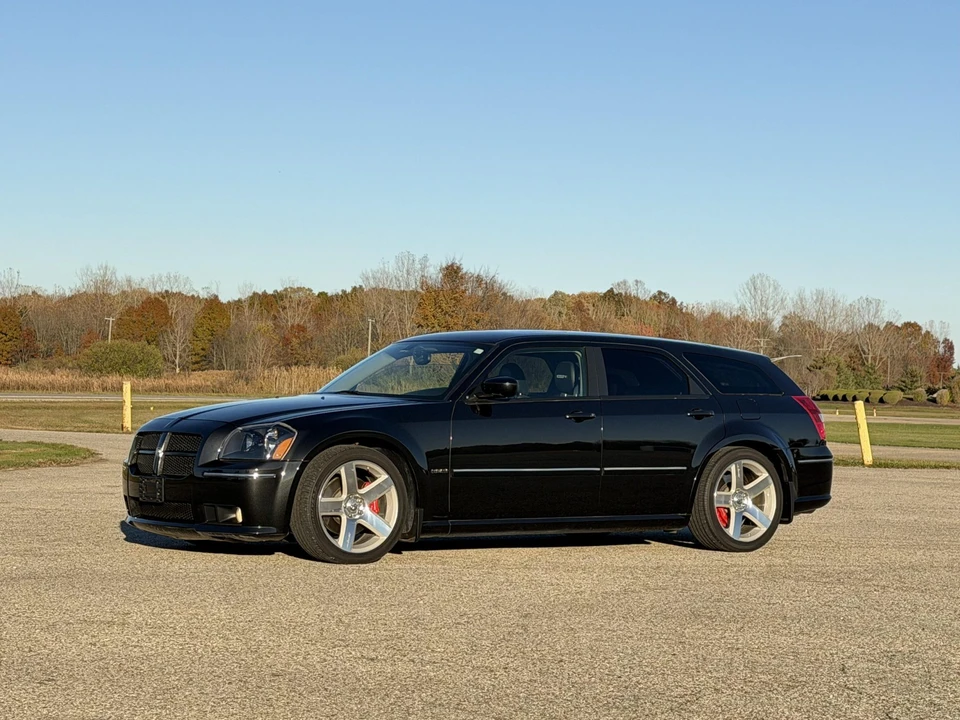 2006 Dodge Magnum SRT8 2nd Gen - Image 8 of 31