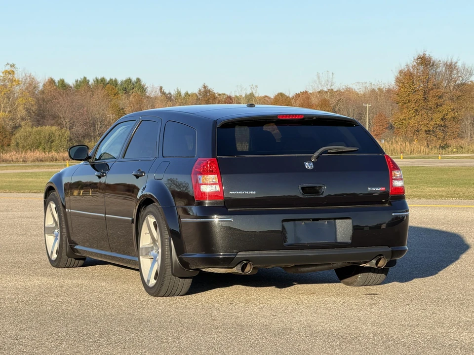 2006 Dodge Magnum SRT8 2nd Gen - Image 25 of 31